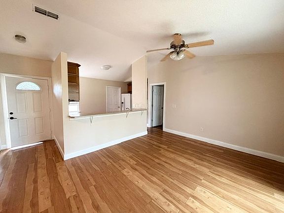 2nd image of 780 Park Ave
