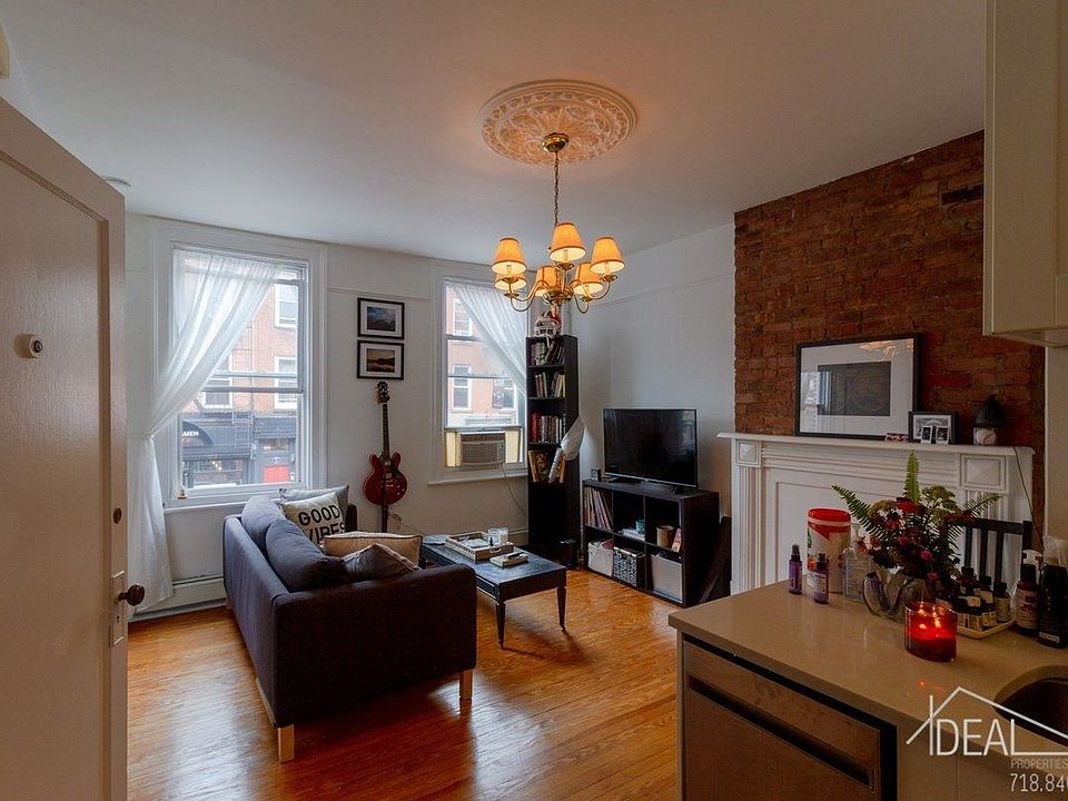 1st image of 119 Smith St #1