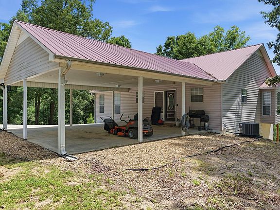 5th image of 469 County Road 262