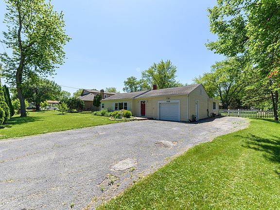 2nd image of 3328 N Ellen Dr