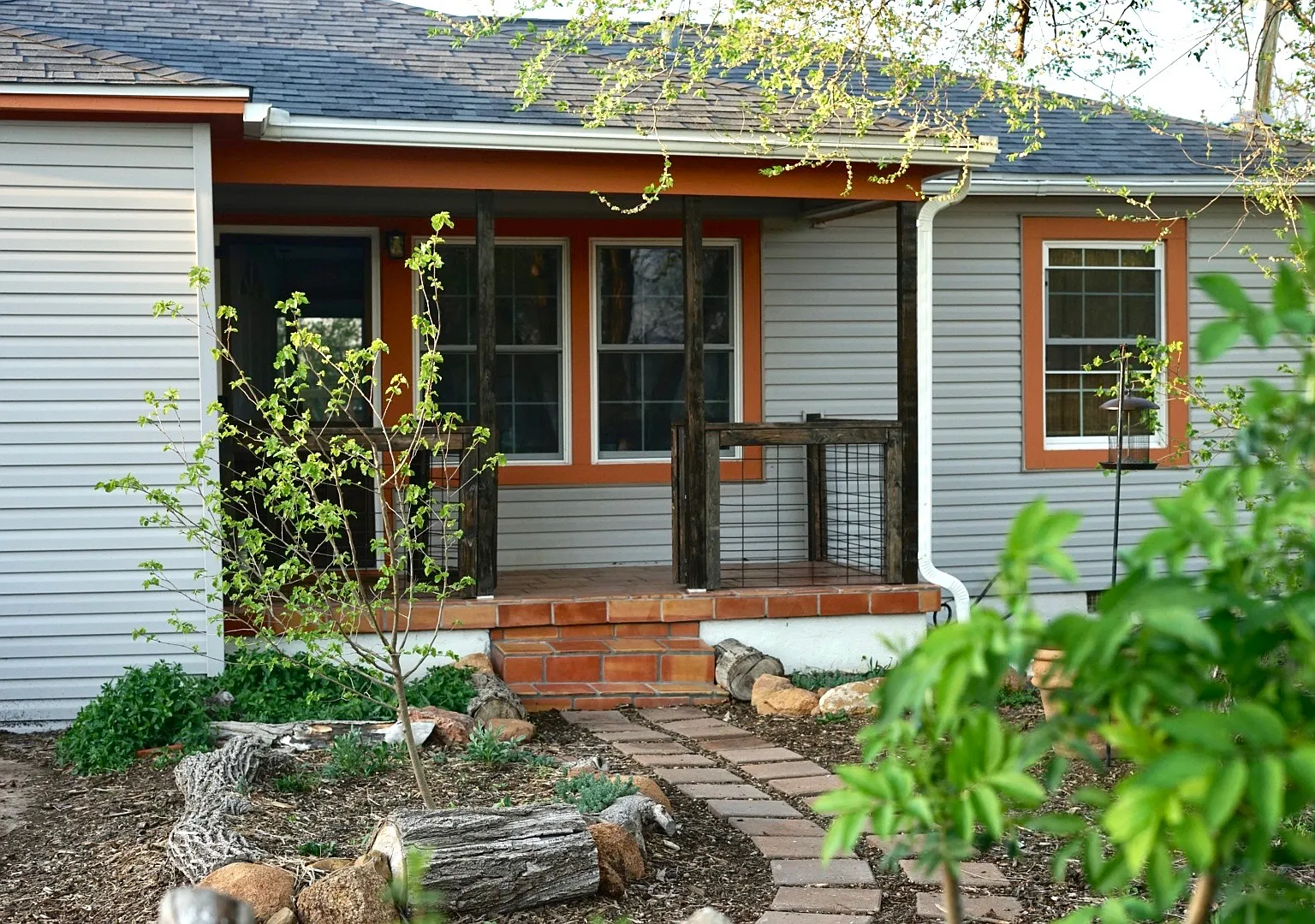 2509 SW C Ave — Photo 1