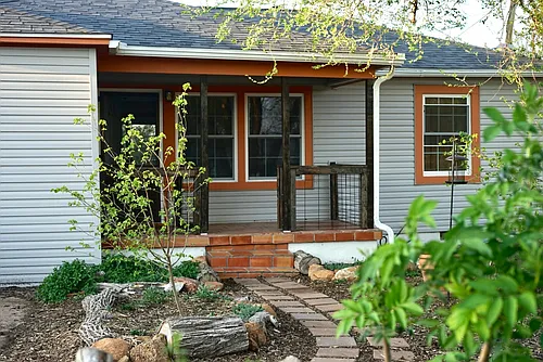 2509 SW C Ave Photo 1