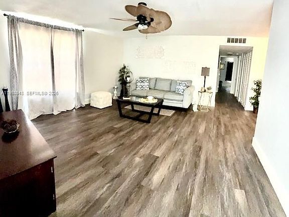 5th image of 2850 NE 14th Street Cswy APT 110B