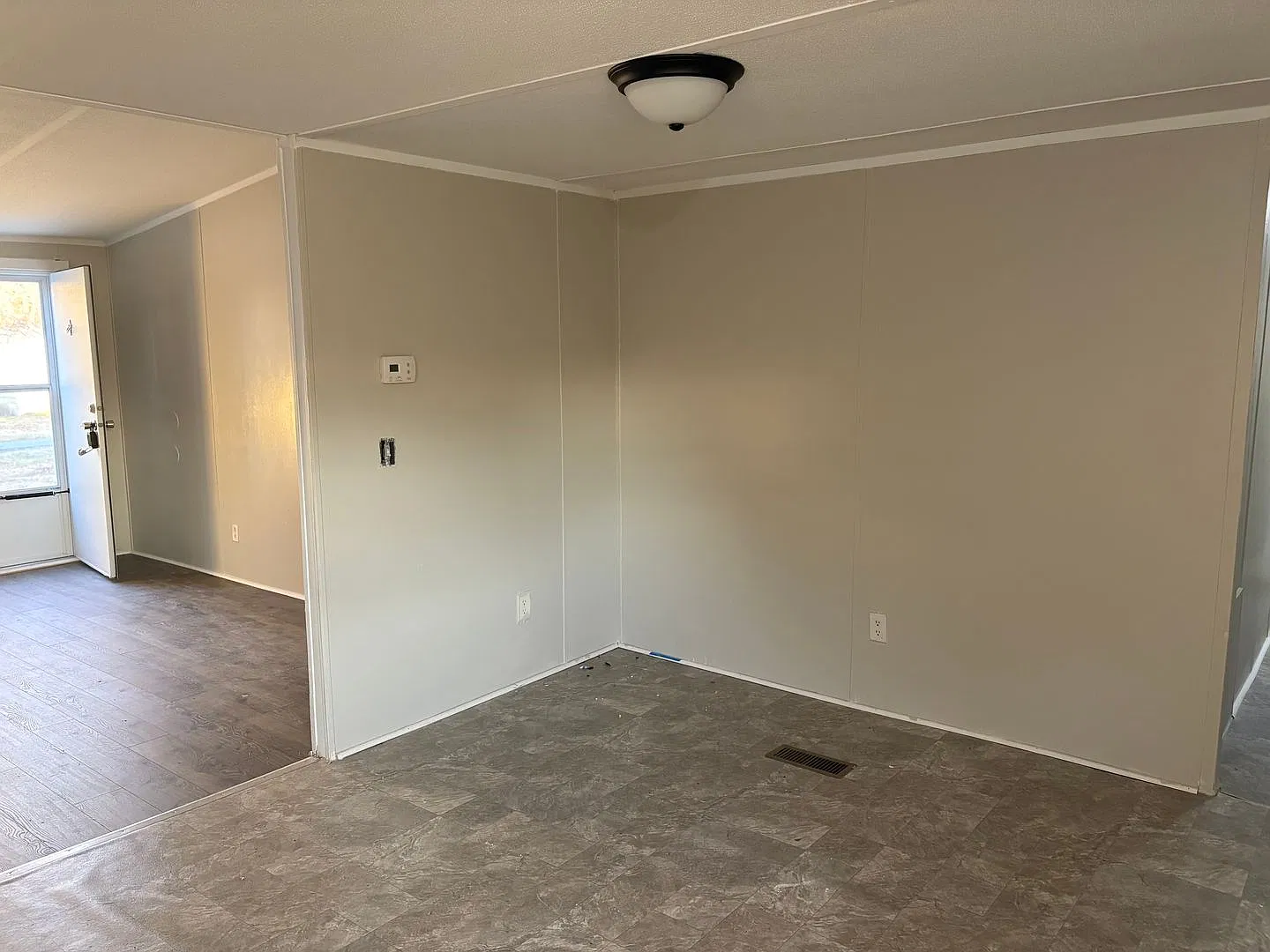 Running Root Estates — Photo 4