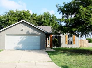 1700 Willow Park Dr, Fort Worth, TX 76134