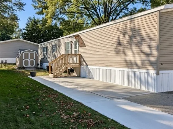 311 Westwoods #311, Amherst, OH 44001