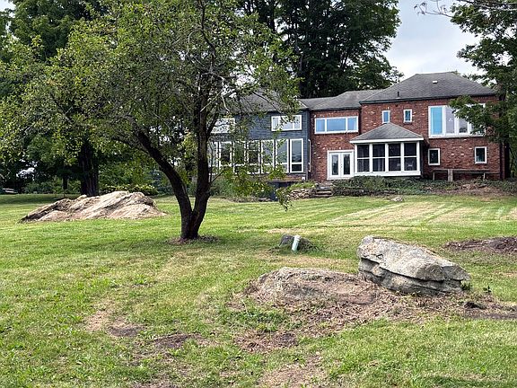 3rd image of 6 Corashire Rd