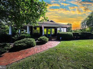 699 Iron Ridge Rd, Hanover, PA 17331