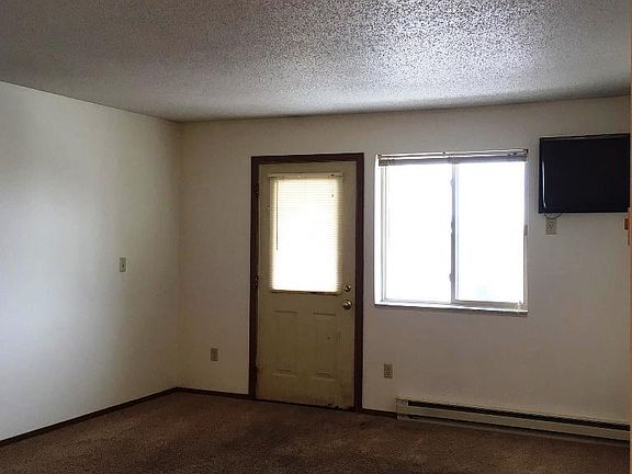 3rd image of 1660 33rd Ave S APT 301