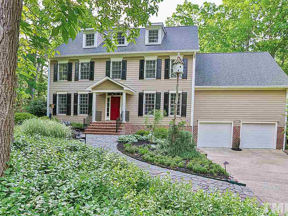 2nd image of 242 Knollwood Dr