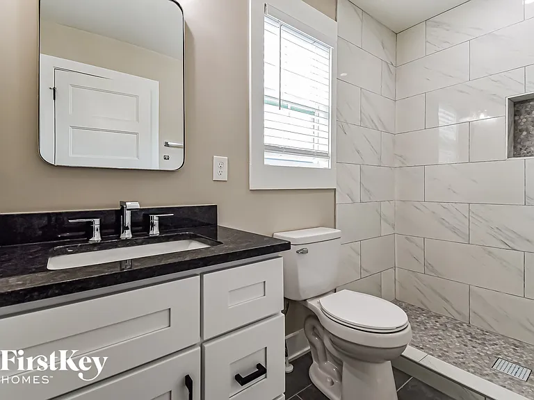 573 Middle St SW — Photo 13