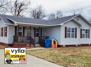 201 Lee St, East Prairie, MO 63845