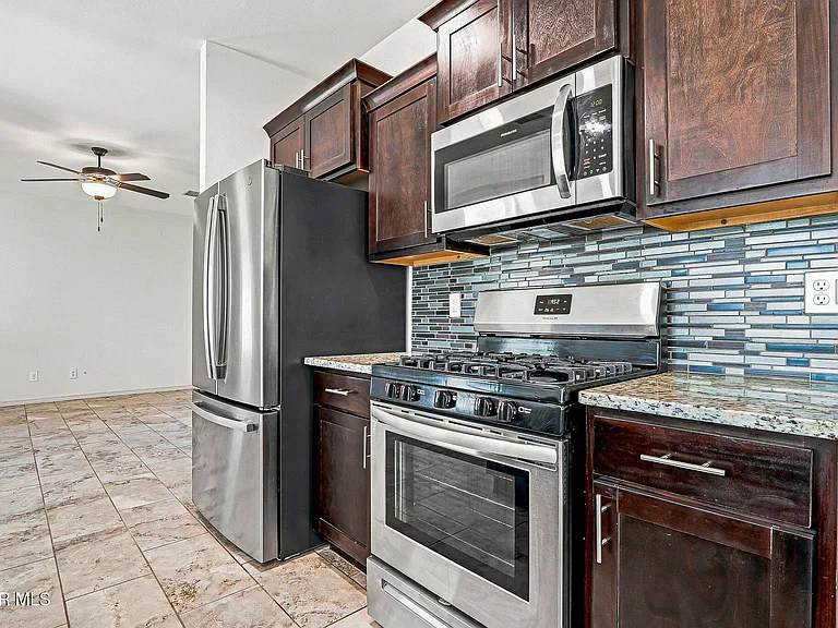 1089 Indigo Sky St — Photo 14