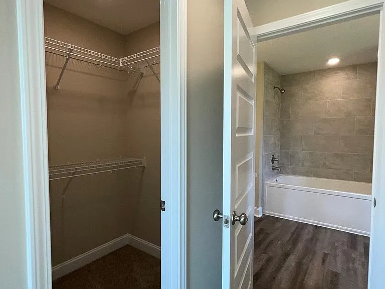 330 Tallulah Bnd — Photo 10