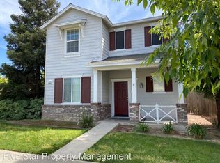 2304 Terralinda Dr, Turlock, CA 95382