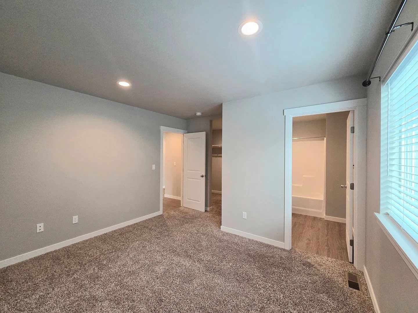 Modern 3 Bed / 2 Bath Rambler | Fully Fenced Yard + 2-Car Garage | Newer Neighborhood — Photo 4