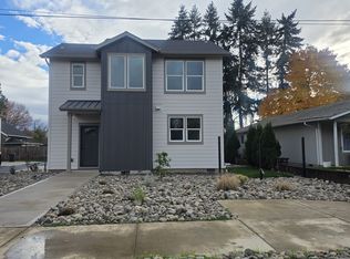 731 E St, Independence, OR 97351