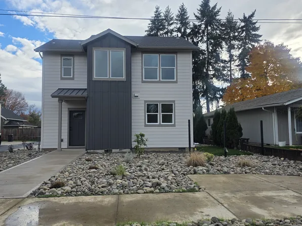 721 E St, Independence, OR 97351