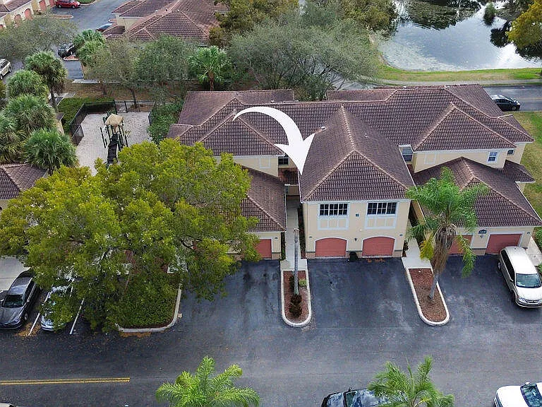 2400 Centergate Dr #202 — Photo 34