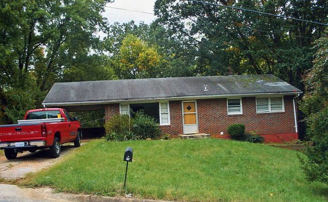 1st image of 1305 Carver Ct