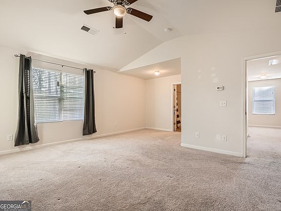 5th image of 2352 Creel Rd S