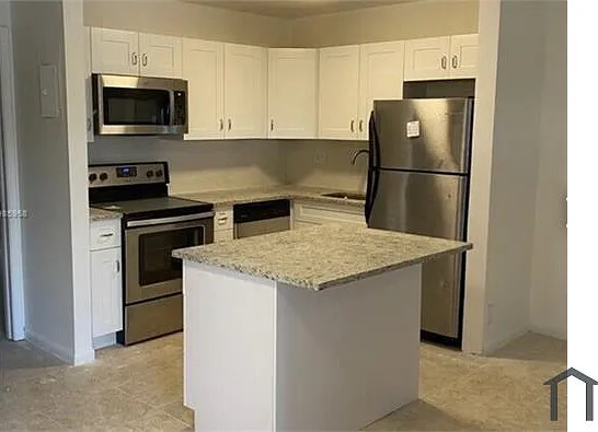 1 bed, 750 sqft, $1,900 — Photo 4