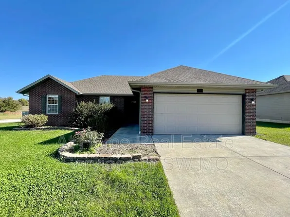 1168 N Blackstone Ave, Republic, MO 65738