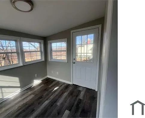 10437 Ewell Dr — Photo 10