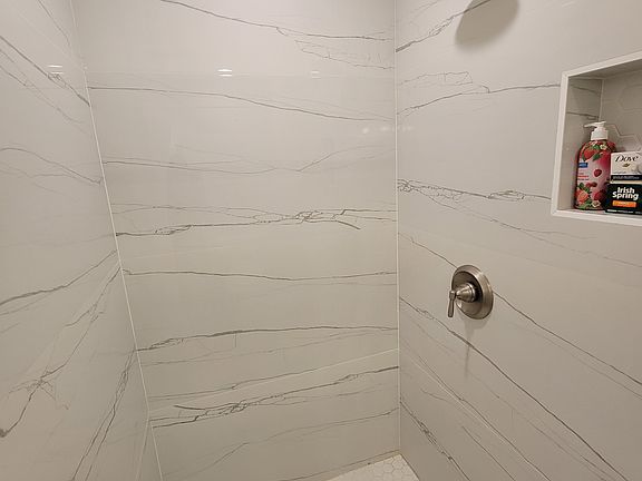2nd image of 301 Joyce Ave #1/2