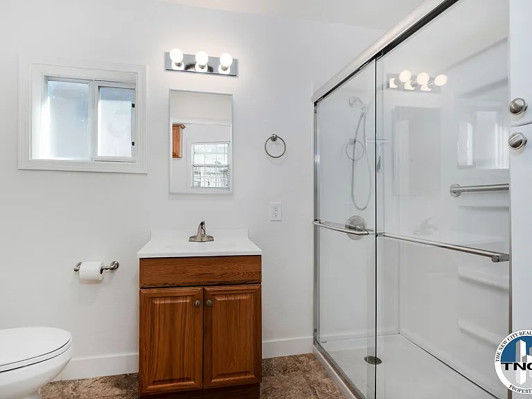4116 Acacia Ave — Photo 9