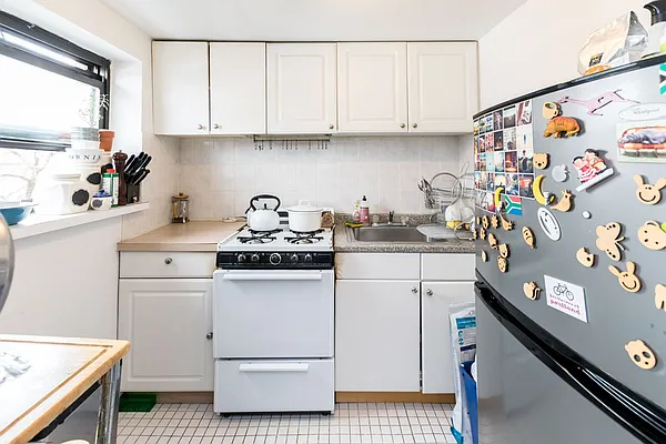 Rented by Highline Residential | media 17