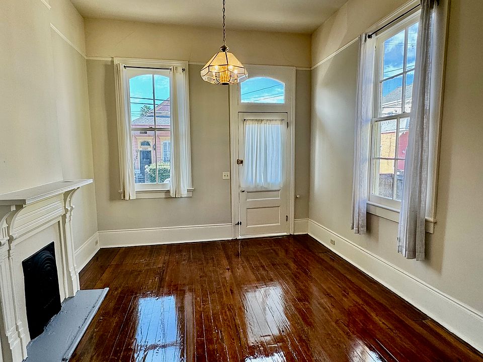 entry and double parlor