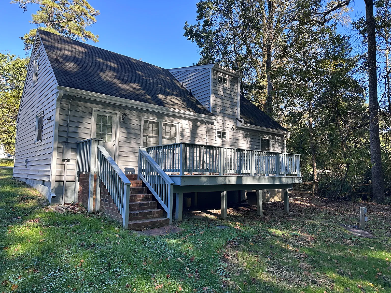 4 bed, 1600 sqft, $2,100 — Photo 2
