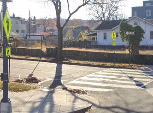 2101 Q St SE, Washington, DC 20020