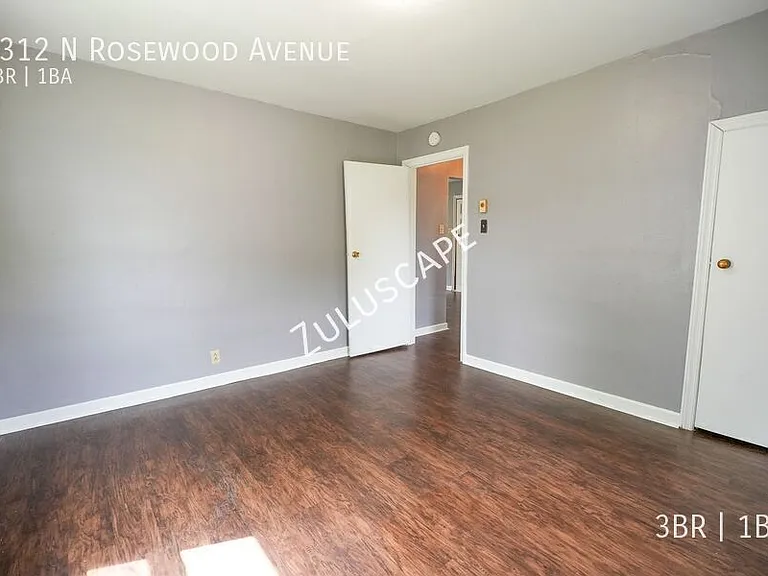 2312 N Rosewood Ave — Photo 8