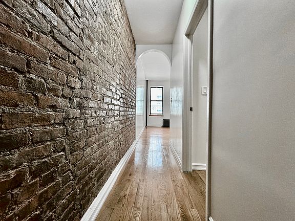 3rd image of 610 W 150th St APT 1H
