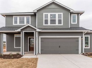 221 Arches Dr, Kyle, TX 78640