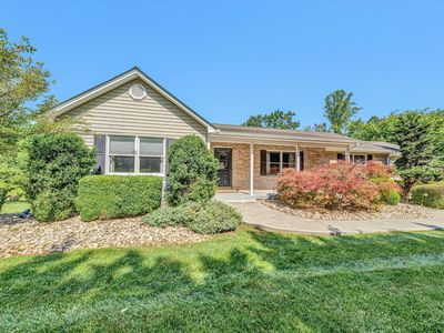 395 Middle Valley Rd, Hardy, VA, 24101