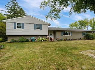 6220 Garber Rd, Dayton, OH 45415