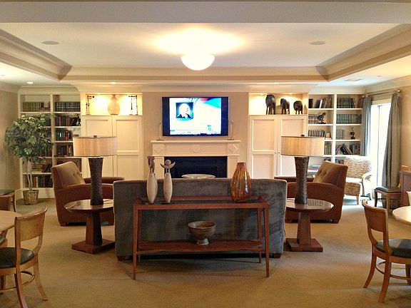 4th image of 2030 Peach Orchard Dr APT 11