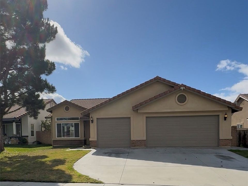 1st image of 22960 Penasco Cir