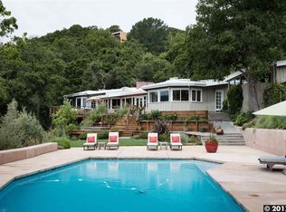 2 Hidden Ln, Orinda, CA