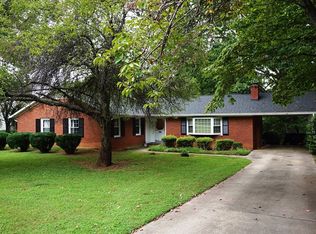 4510 Inwood Dr, Winston Salem, NC 27106