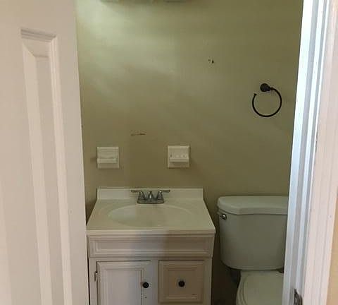 3rd image of 2517 Oak Summit Dr