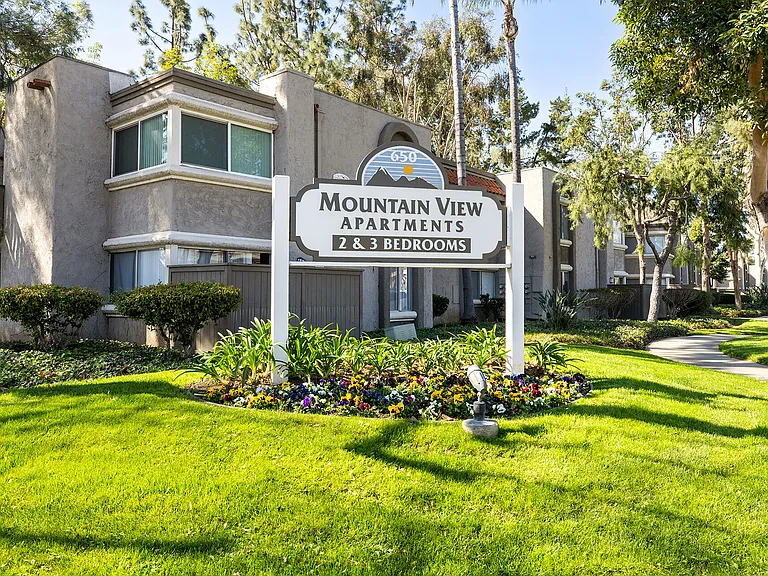 Mountain View (San Dimas) — Photo 19