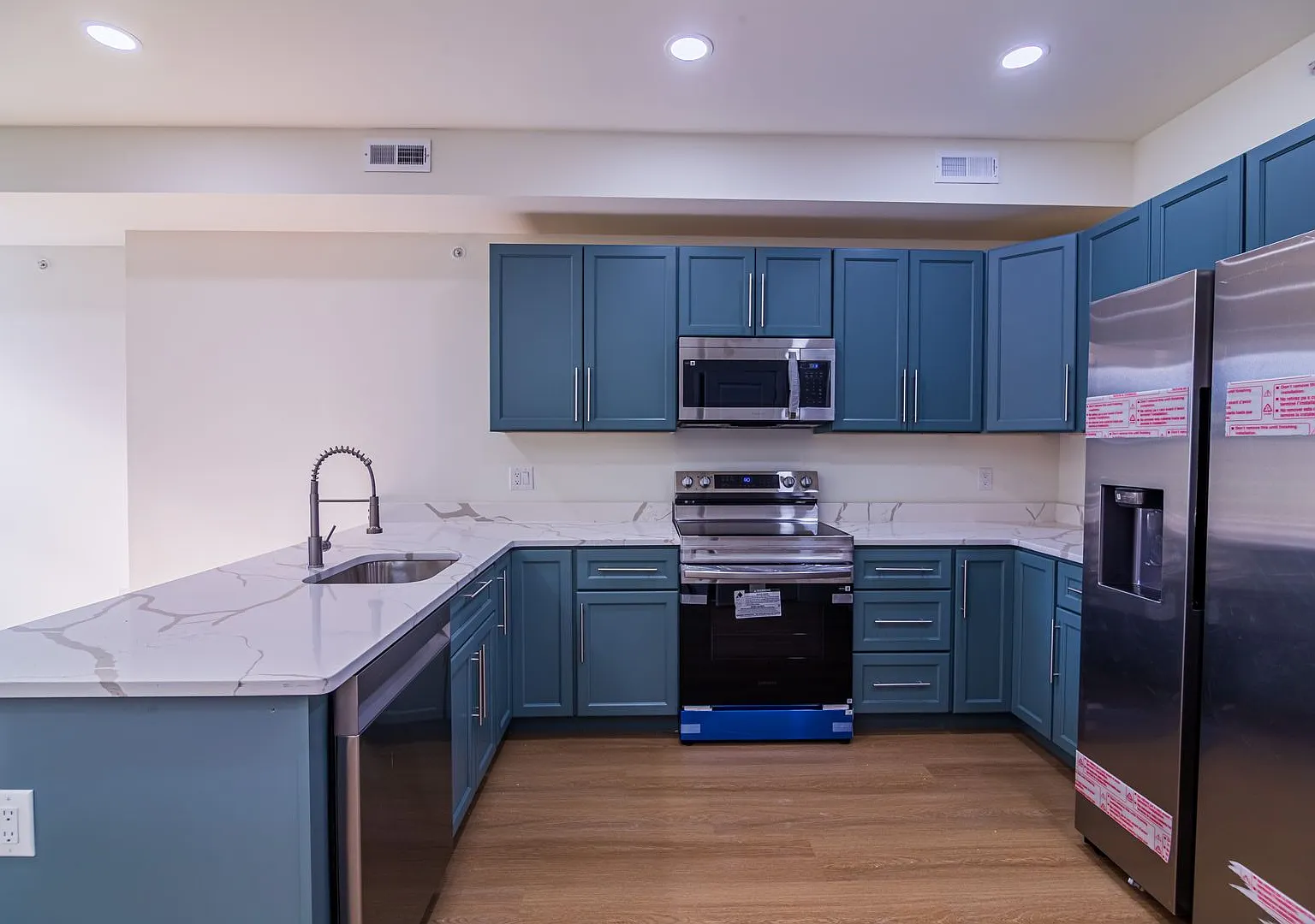 808 N Preston St — Photo 3