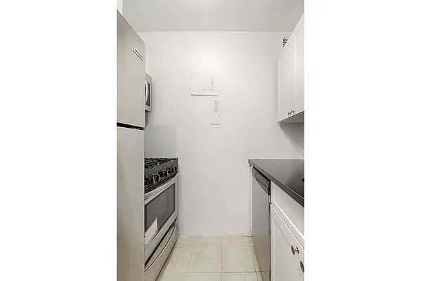 Rented by Warburg | media 3