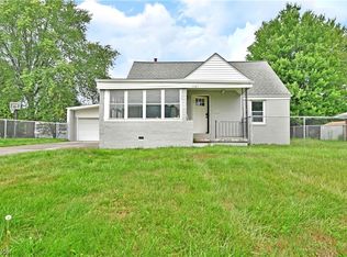 581 Como St, Struthers, OH 44471