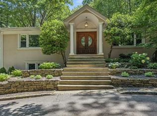 76 Stony Hollow Rd, Centerport, NY 11721