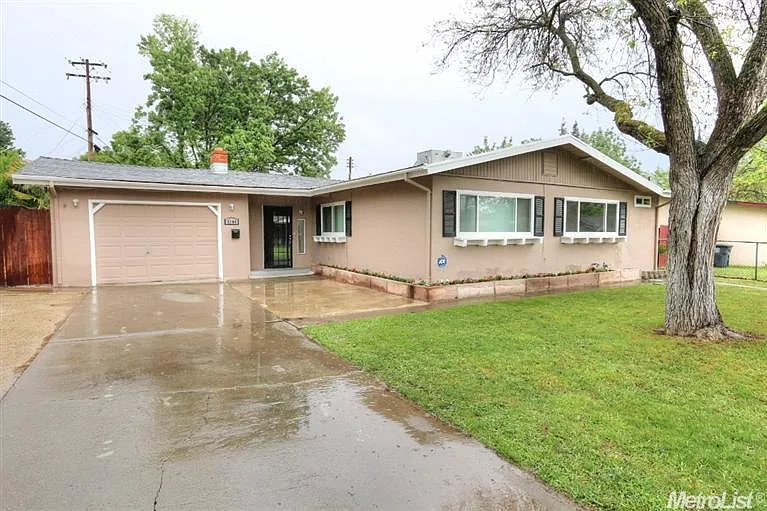 8144 Rusch Dr photo 1